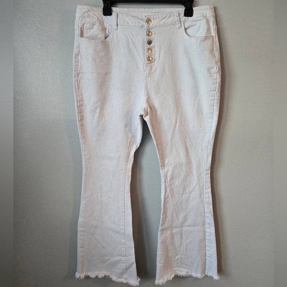 SHEIN Pants - SHEIN White Button Up Flared Pants Spring Size 3XL